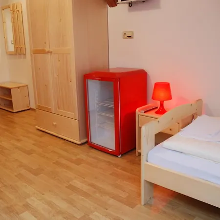 Pensjonat In Vino Bed & Breakfast 3*